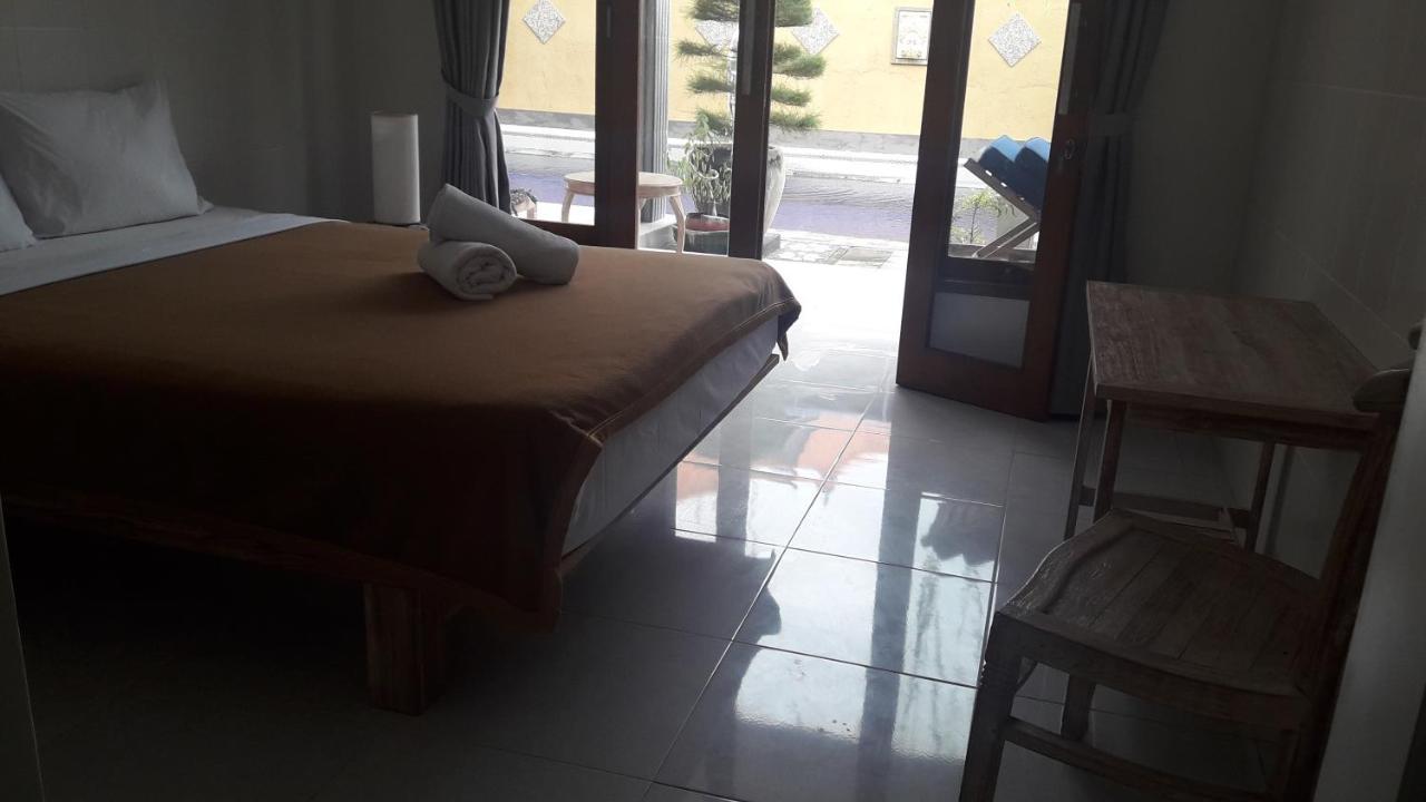 Sanata Yoga Guesthouse Canggu Exteriör bild