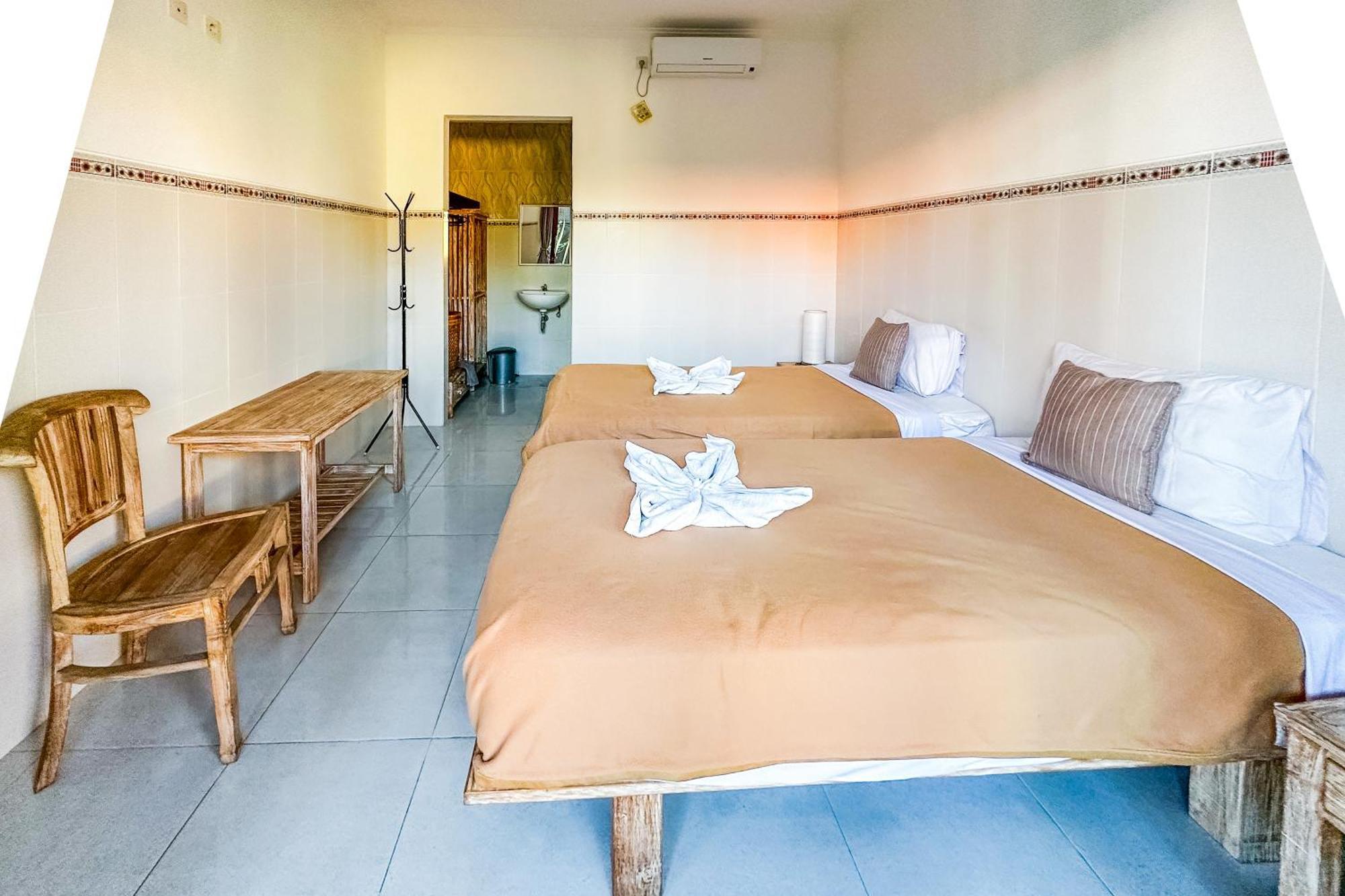 Sanata Yoga Guesthouse Canggu Exteriör bild